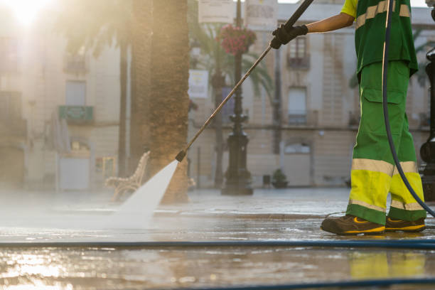 Best Oil Spill Cleanup  in West Middlesex, PA